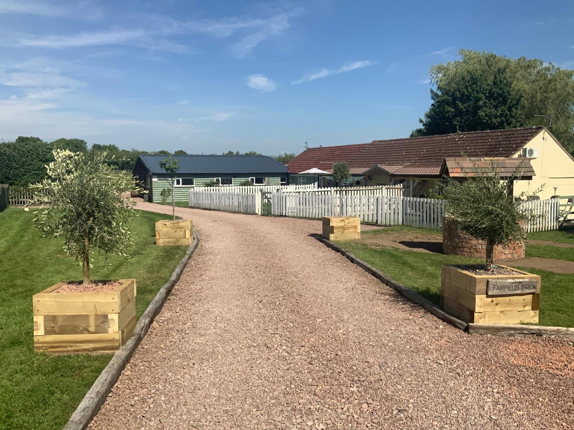 Woodpecker Cottage At Frog Trotters Cottages Hartpury Exterior photo